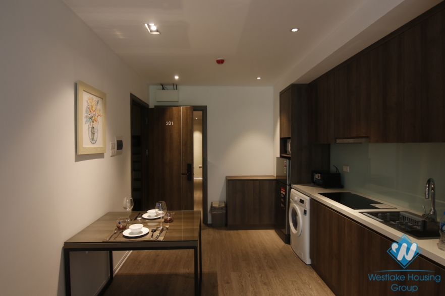 Beautiful apartment with one bedroom for lease in Hoang Hoa Tham st, Ba Dinh District 